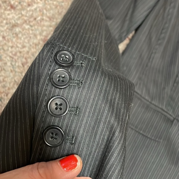 Banana republic tailored single button fasten blazer in new condition - Picture 3 of 9